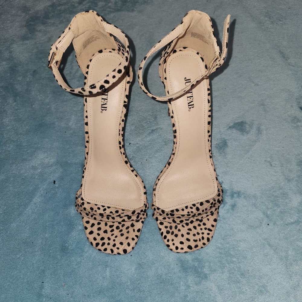 Justfab Cheatah Print Heels